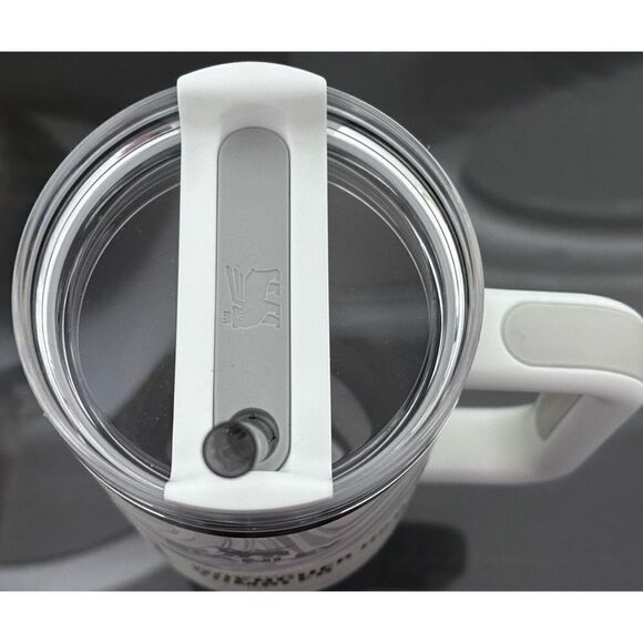 Stanley Quencher H2.0 FlowState Tumbler 40oz, POLAR SWIRL - Picture 4 of 5